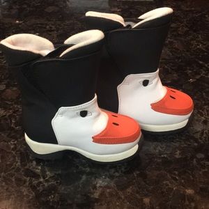 **New** Kids Lands End Boots  Size 7